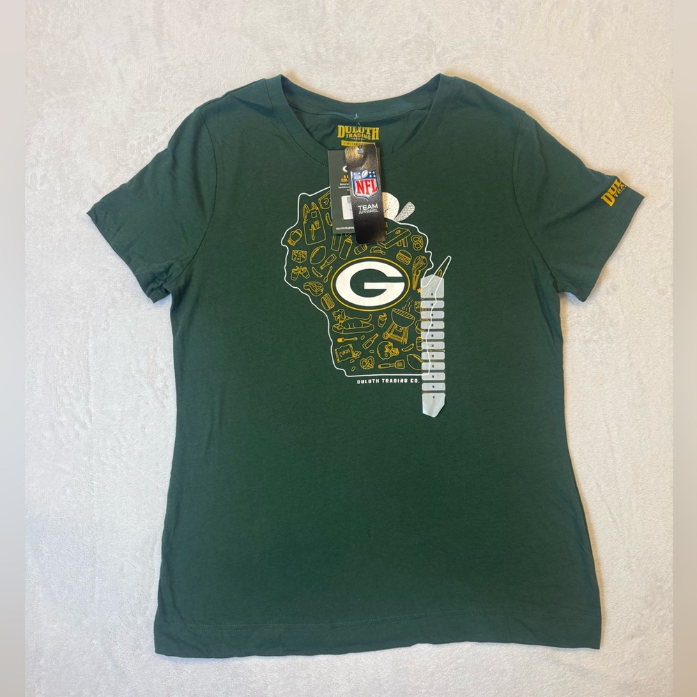 NFL Green Bay Packers beaver Duluth Trading Co. Green Tee size medium new w/tags